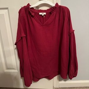 Red entro gauzy bubble sleeve long sleeve boutique top